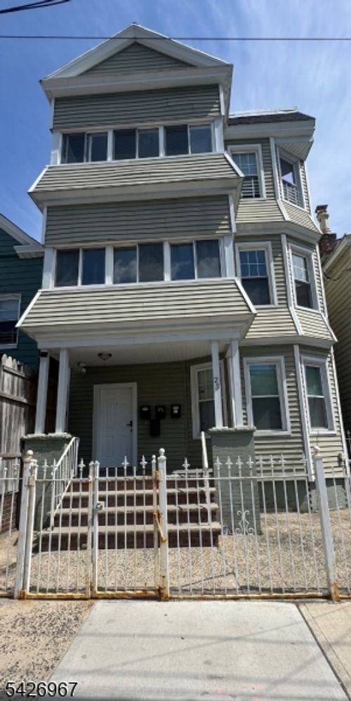 23 Elliott St, Newark, NJ, 07104-3475 | Card Image