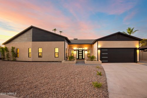 2616 E North Ln, Phoenix, AZ, 85028-3732 | Card Image