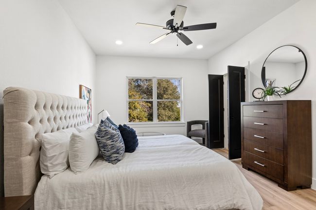 172 W 17 Th St, Townhouse with 3 bedrooms, 3 bathrooms and null parking in Mount Pleasant TX | Image 21