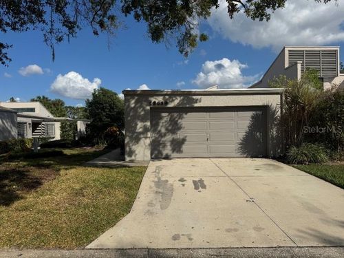 15-13619 Twin Lakes Lane, Tampa, FL, 33618 | Card Image