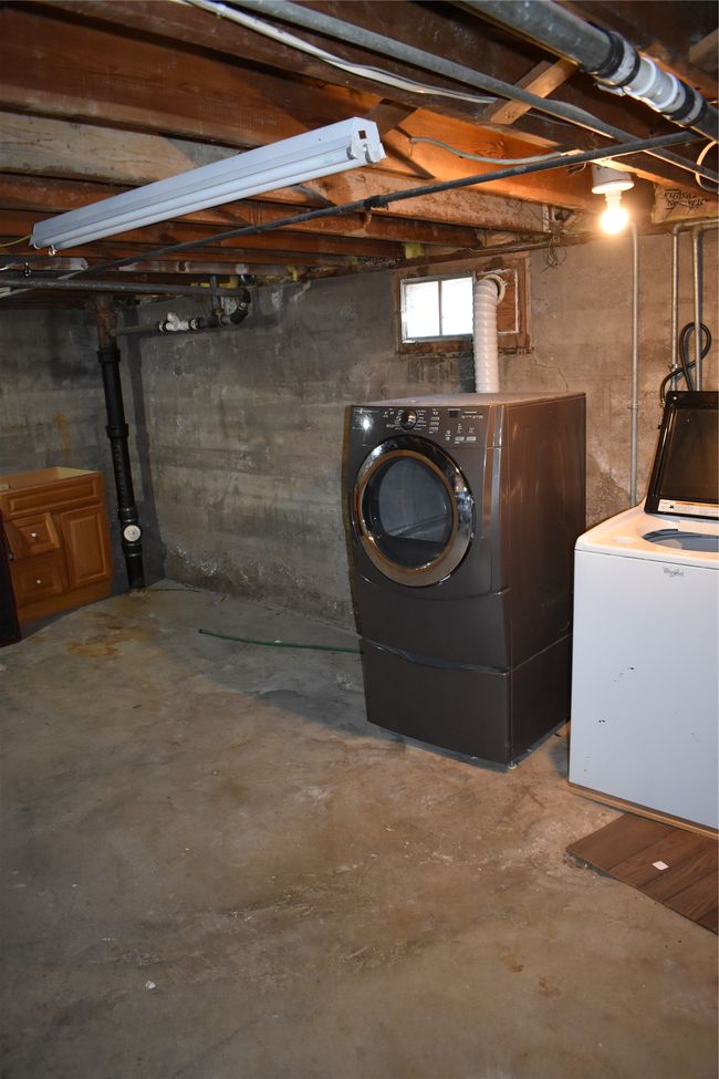 409 S Delaware St, House other with 2 bedrooms, 1 bathrooms and null parking in Conrad MT | Image 18