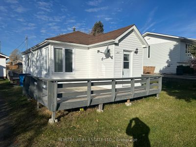 267-271 13 Th Ave, House other with 4 bedrooms, 2 bathrooms and 6 parking in Cochrane ON | Image 2