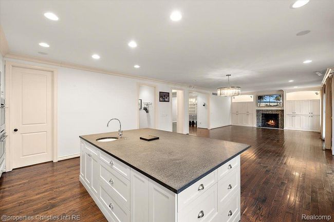 699 Abbey St, House other with 4 bedrooms, 6 bathrooms and null parking in Birmingham MI | Image 14