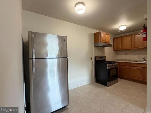 801 W Chester Pike, HAVERTOWN, PA, 19083 | Card Image