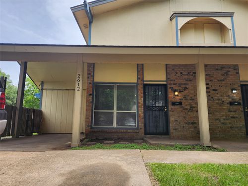 2612 Santa Barbara Dr, Grand Prairie, TX, 75052-5240 | Card Image