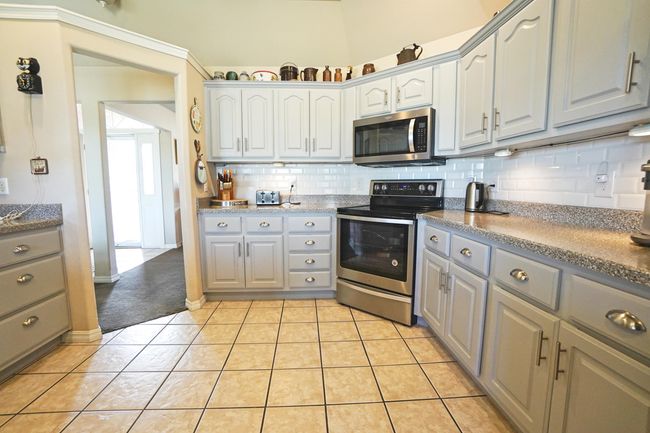 Kitchen | Image 16