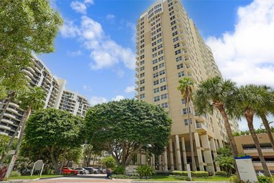 1501 - 770 Claughton Island Dr, Condo with 2 bedrooms, 2 bathrooms and null parking in Miami FL | Image 2