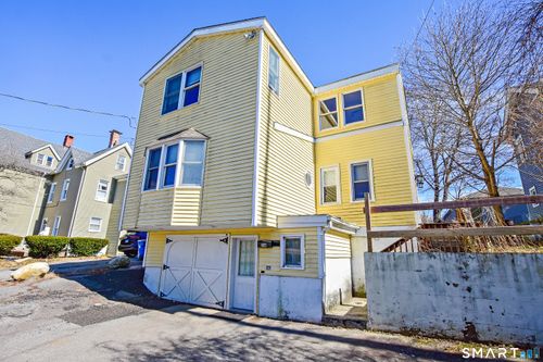 36 Peck St, Norwich, CT, 06360-5515 | Card Image