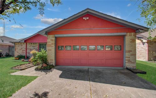 11307 Snow Bay Dr, Houston, TX, 77067-3349 | Card Image