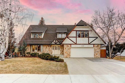 1148 Morden Ave, Pincher Creek, AB, T0K1W0 | Card Image