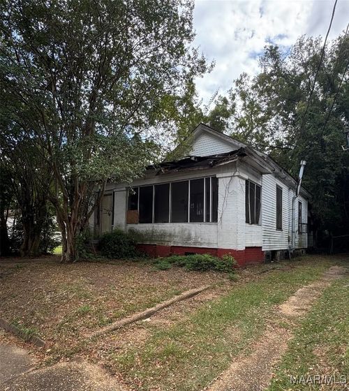 645 Mill St, Montgomery, AL, 36108-2942 | Card Image