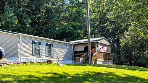 99 Chestnut Ln, New Cumberland, WV, 26047 | Card Image