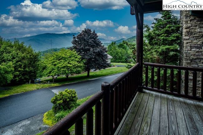 937 Alpine Dr, House other with 4 bedrooms, 4 bathrooms and null parking in Seven Devils NC | Image 15