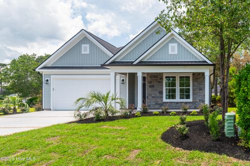 8768 Rosalie Ct Nw, Calabash, NC, 28467-2334 | Card Image