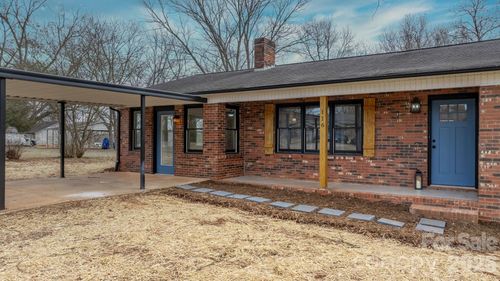 116 Lodge Hall Ct, Stony Point, NC, 28678-9013 | Card Image