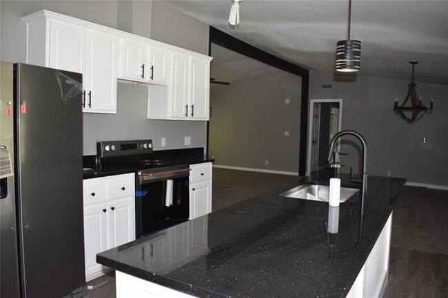 25 Wood Gln, House other with 3 bedrooms, 2 bathrooms and null parking in Trinity TX | Image 13