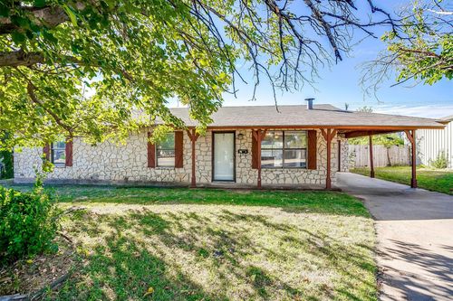 1113 Gifford Dr, Granbury, TX, 76048-2317 | Card Image