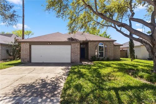 2613 Swallow Ave, Mcallen, TX, 78504-4218 | Card Image