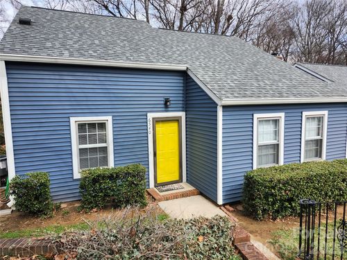 6540 Point Comfort Ln, Charlotte, NC, 28226-3940 | Card Image