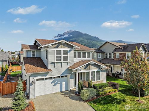 1250 Se 19th St, North Bend, WA, 98045-4503 | Card Image