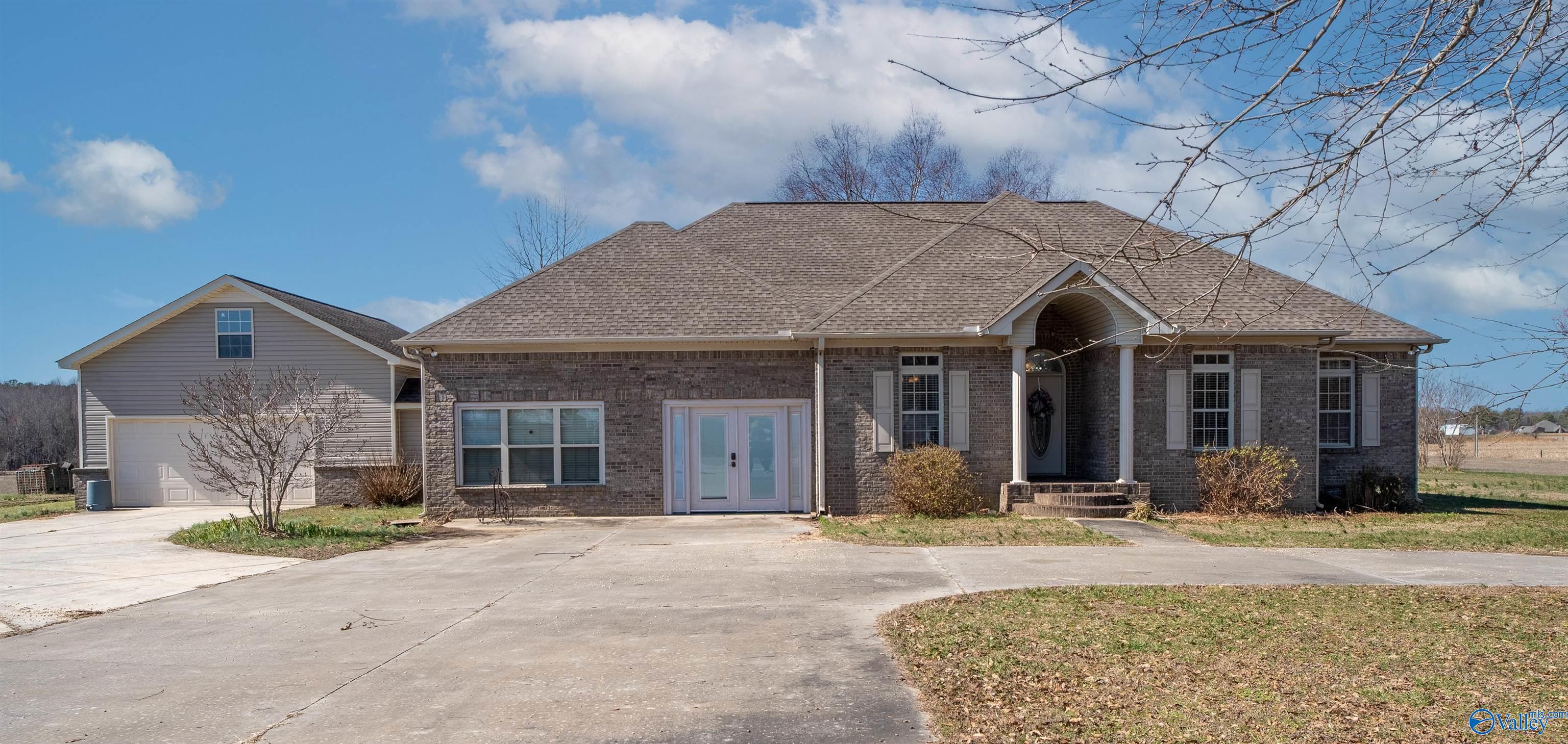 Wells Rd, Athens, AL 35613