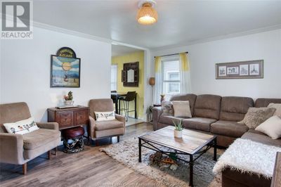 1341 Curry Ave, House other with 2 bedrooms, 1 bathrooms and null parking in Windsor ON | Image 2