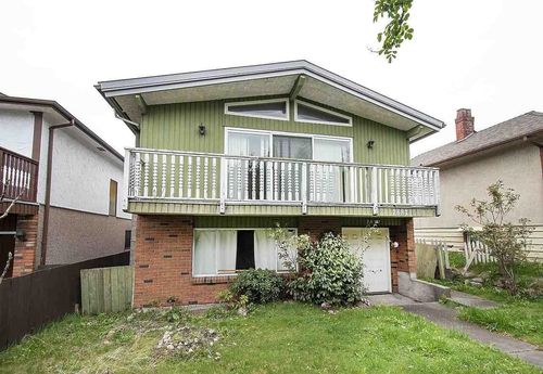 7687 Oak St, Vancouver, BC, V6P4A4 | Card Image