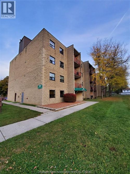 406-150 Park Ave E, Chatham, ON, N7M3V6 | Card Image
