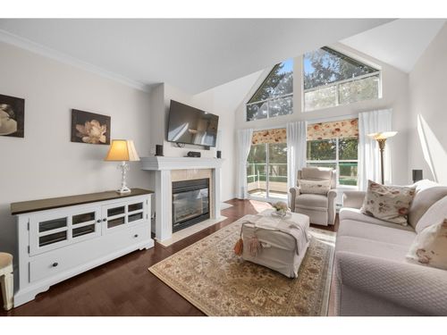 408-33280 E Bourquin Crescent E, Abbotsford, BC, V2S7K2 | Card Image