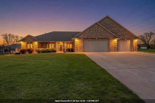 334 Whispering Creek Court, Howard, WI, 54303 | Card Image