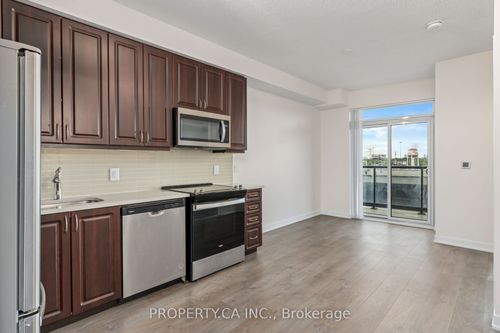 1010-38 Annie Craig Dr, Etobicoke, ON, M8V0G9 | Card Image