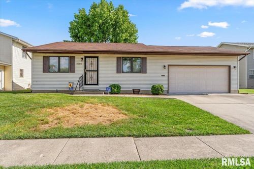 2140 E Black Ave, Springfield, IL, 62702-3131 | Card Image