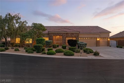7330 Silent Water Way, Las Vegas, NV, 89149-1701 | Card Image