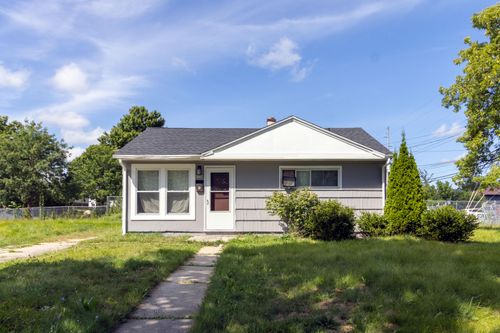 6026 W Carmen Ave, Milwaukee, WI, 53218-2013 | Card Image