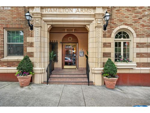 302-709 Sw 16th Ave, Portland, OR, 97205-1831 | Card Image