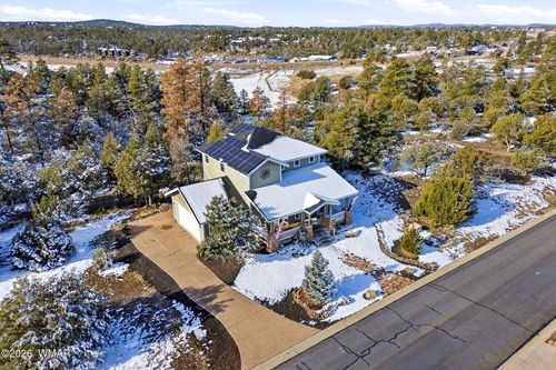 560 S Creekside Dr, Show Low, AZ, 85901-8325 | Card Image