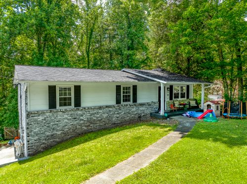 3308 Shagbark Road, Powell, TN, 37849 | Card Image