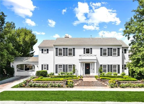14910 Live Oak Springs Canyon Rd, Canyon Country, CA, 91387-4802 | Card Image