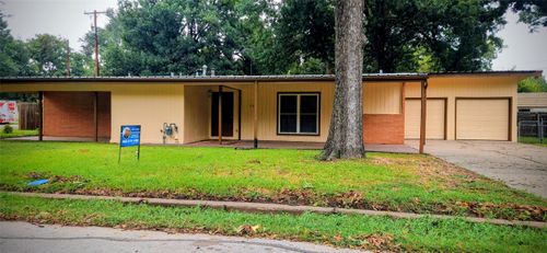 104 Elm Dr, Terrell, TX, 75160-2103 | Card Image