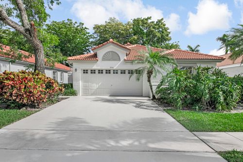 9758 Harbour Lake Cir, Boynton Beach, FL, 33437-3815 | Card Image