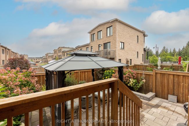 154 Anchusa Dr, House attached with 4 bedrooms, 4 bathrooms and 3 parking in Richmond Hill ON | Image 33