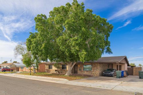 1356 E 23rd St, Yuma, AZ, 85365-2533 | Card Image