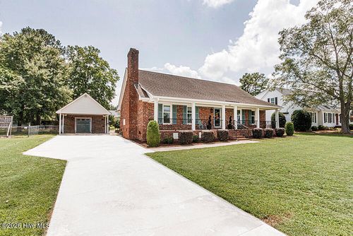 609 Golfers Ln, Nashville, NC, 27856-1653 | Card Image