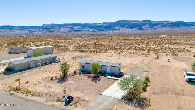 10747 Paradise Trails Rd, House other with 2 bedrooms, 1 bathrooms and null parking in Yucca AZ | Image 31