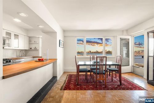 8800 Boulevard, North Bergen, NJ, 07047-6054 | Card Image