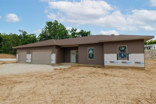 988 E Hawthorn Ln, Columbia City, IN, 46725-1932 | Card Image