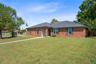 301 Illinois Drive, House other with 3 bedrooms, 2 bathrooms and null parking in Harker Heights TX | Image 2