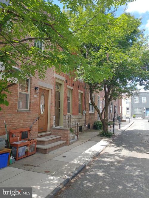 1220 Titan St, PHILADELPHIA, PA, 19147-4508 | Card Image