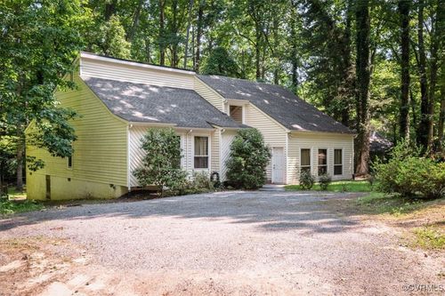 3201 Barnes Spring Ct, Midlothian, VA, 23112-4254 | Card Image