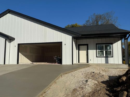 1220 Prairie Ave, Janesville, WI, 53545-1026 | Card Image